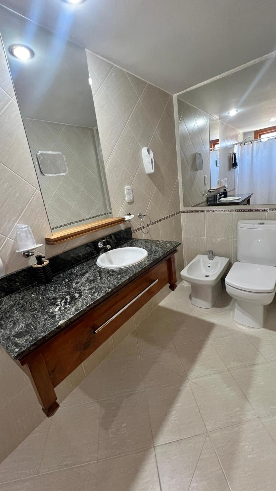 Hotel Y Cabanas Casa De Piedra Trevelín Екстериор снимка