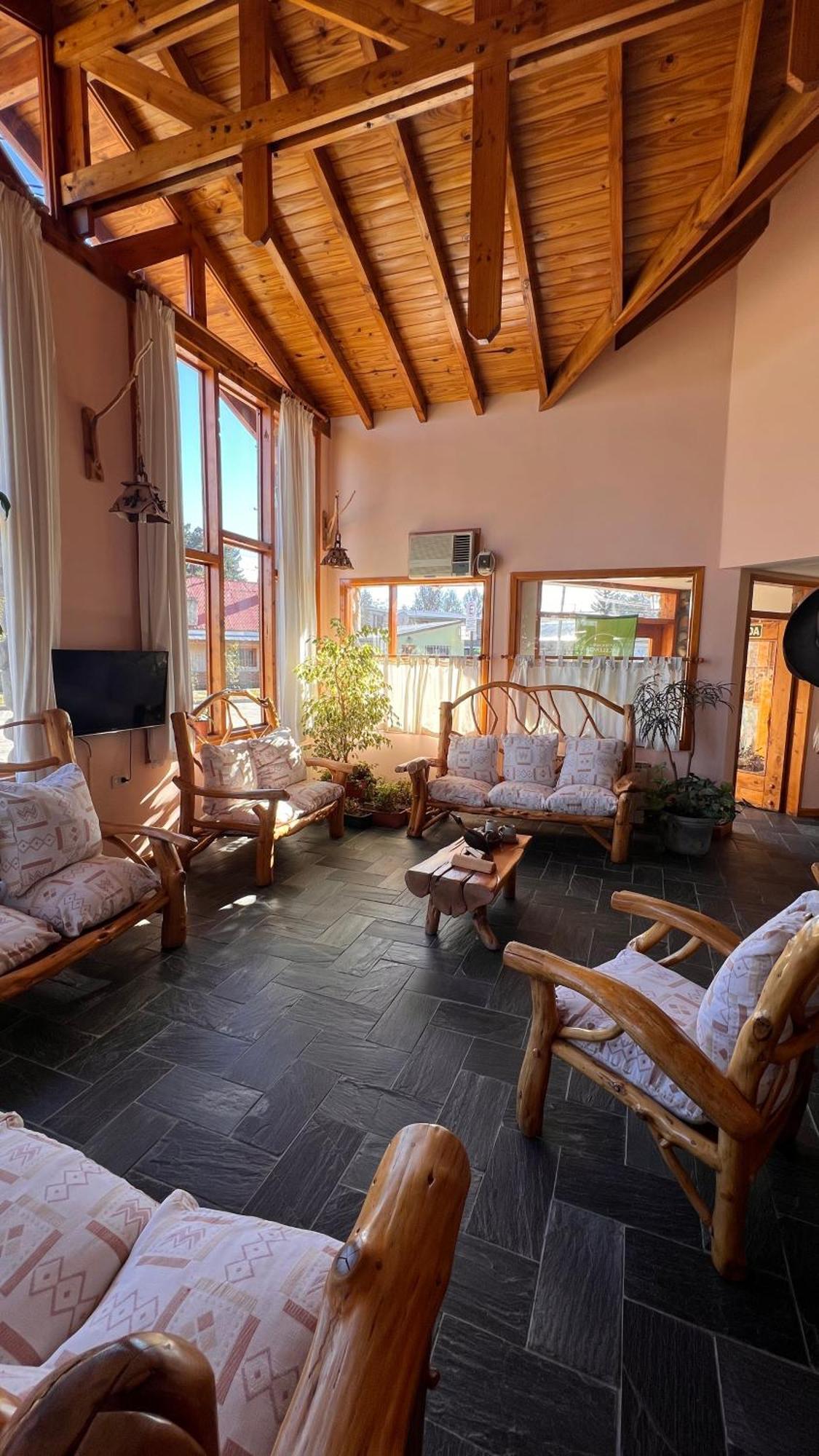 Hotel Y Cabanas Casa De Piedra Trevelín Екстериор снимка